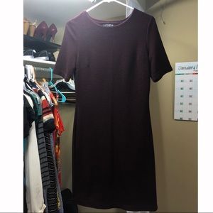 Short Sleeve Maroon Dress
